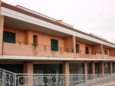 Locale commerciale in vendita