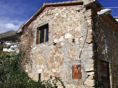 Casa singola in vendita