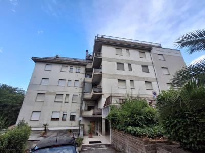 Appartamento in vendita